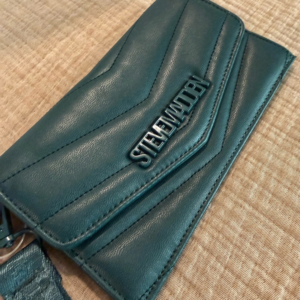 Steve Madden Teal Wristlet Clutch